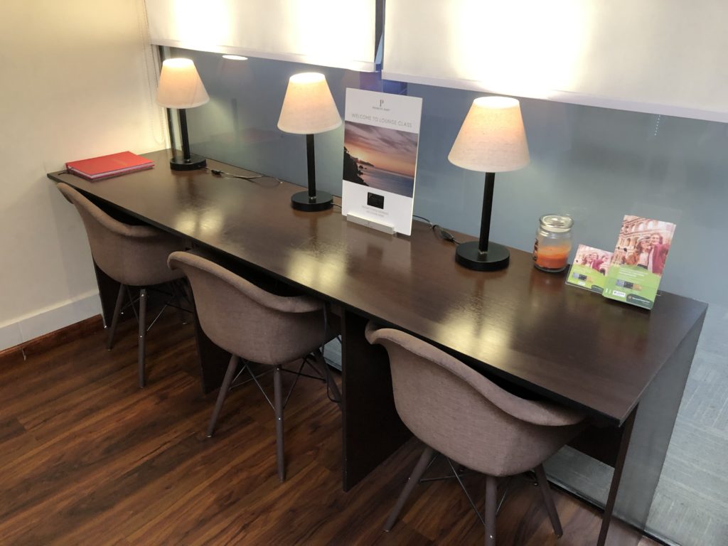 エルアルト国際空港　ラウンジ''THE LOUNGE VIP''内部の様子(2)