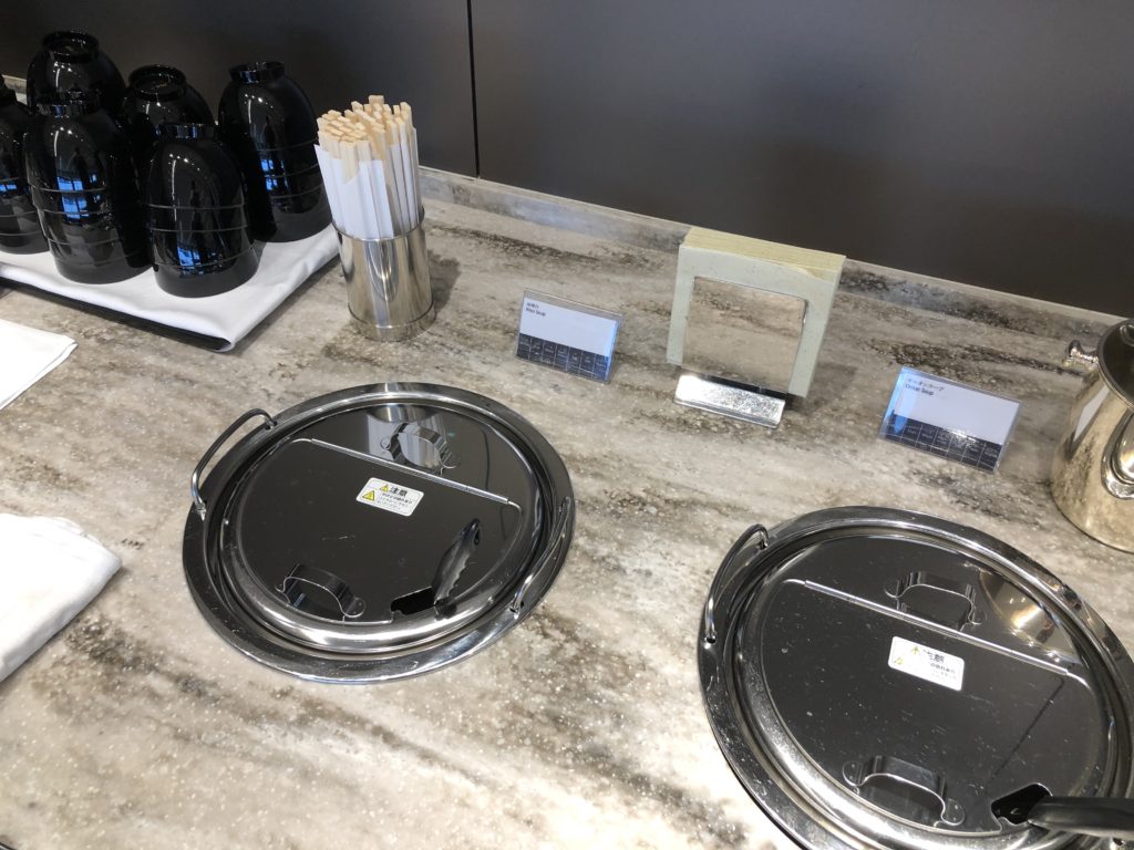 伊丹空港 ANA SUITE LOUNGEのスープ類