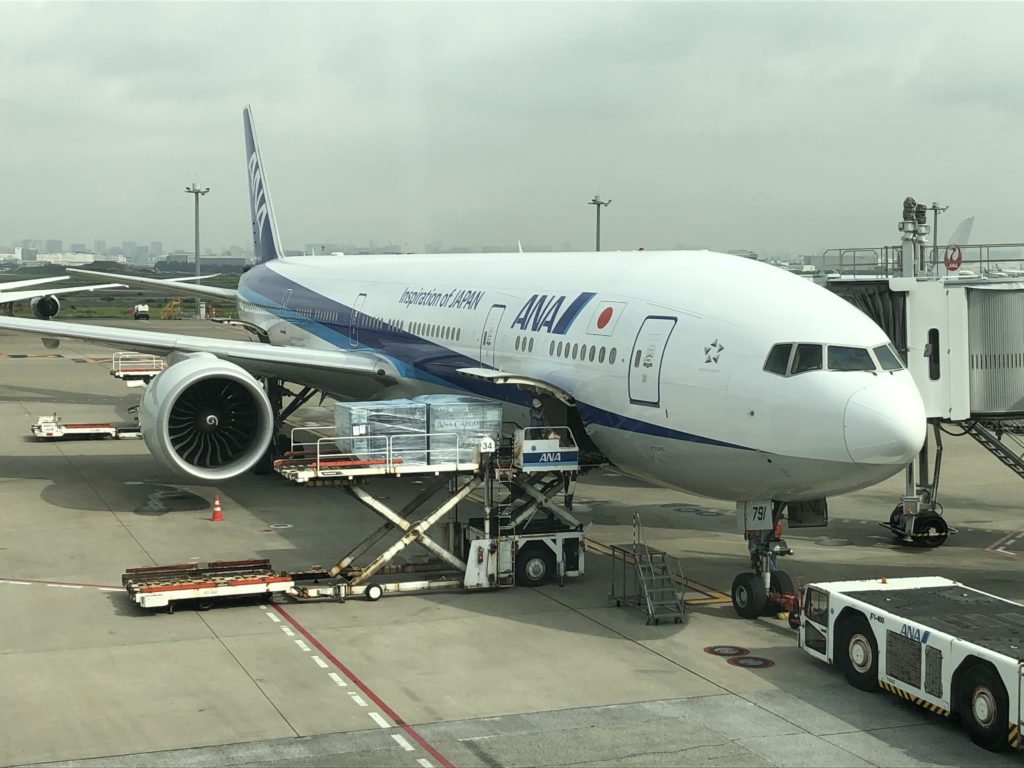 NH859 B777-300