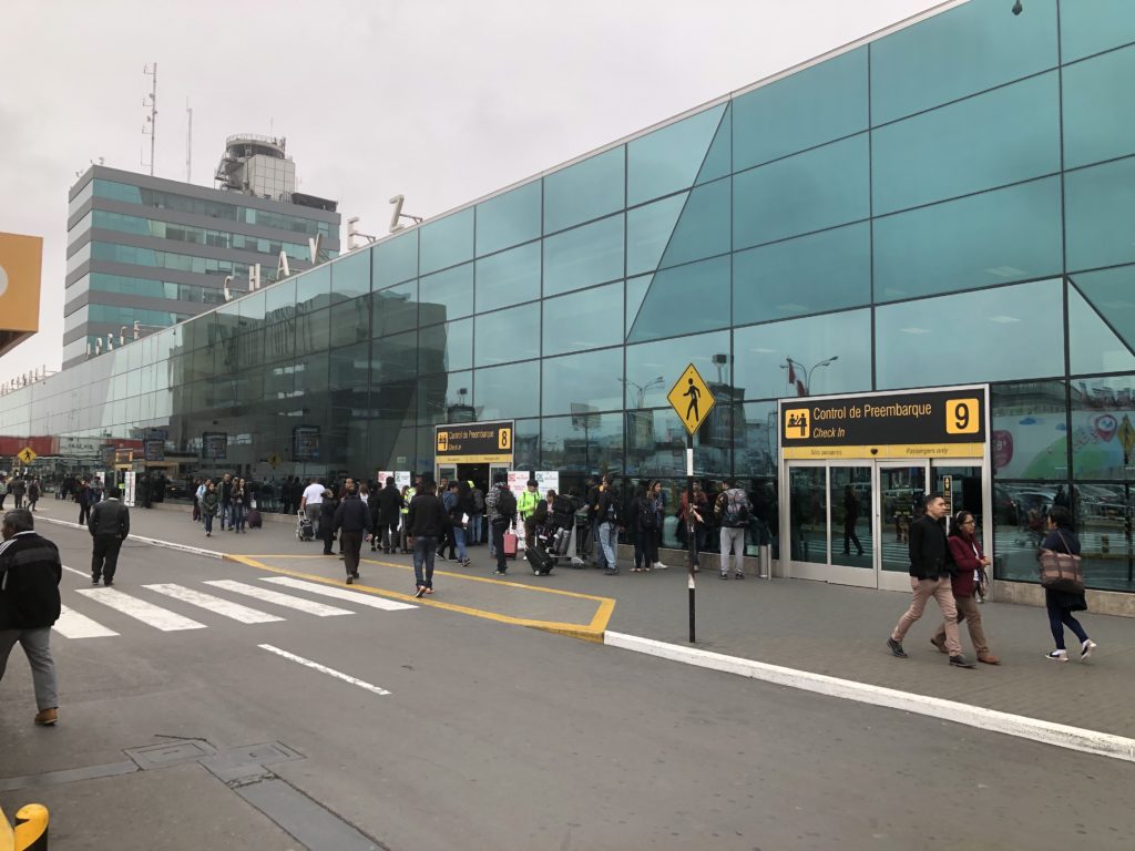 リマ　ホルヘ・チャベス国際空港の外観