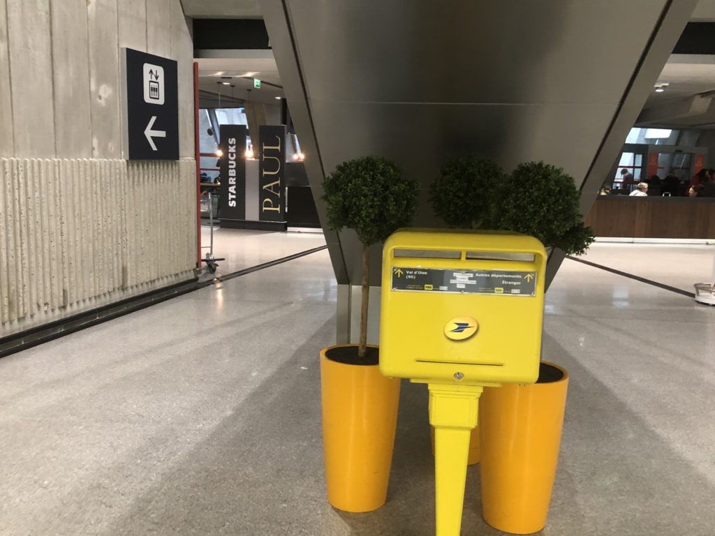 フランス パリ　シャルル・ド・ゴール空港 Terminal1 LEVEL2 ポスト　ロケーション タックスリファンド 横(2)