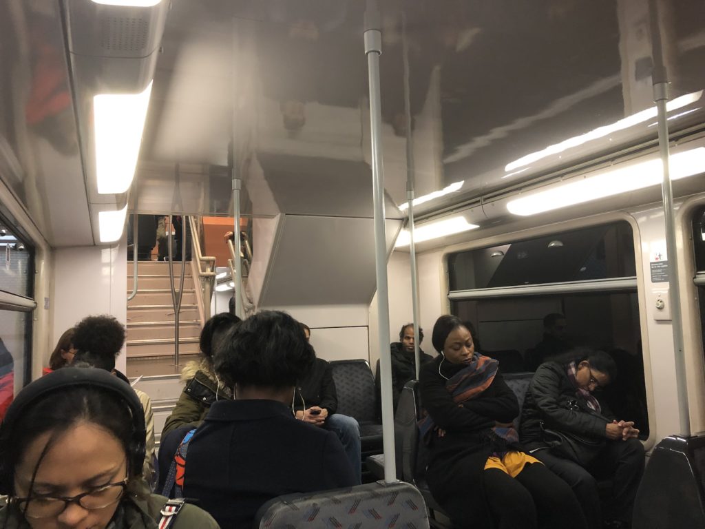 RER A線車内の様子です。