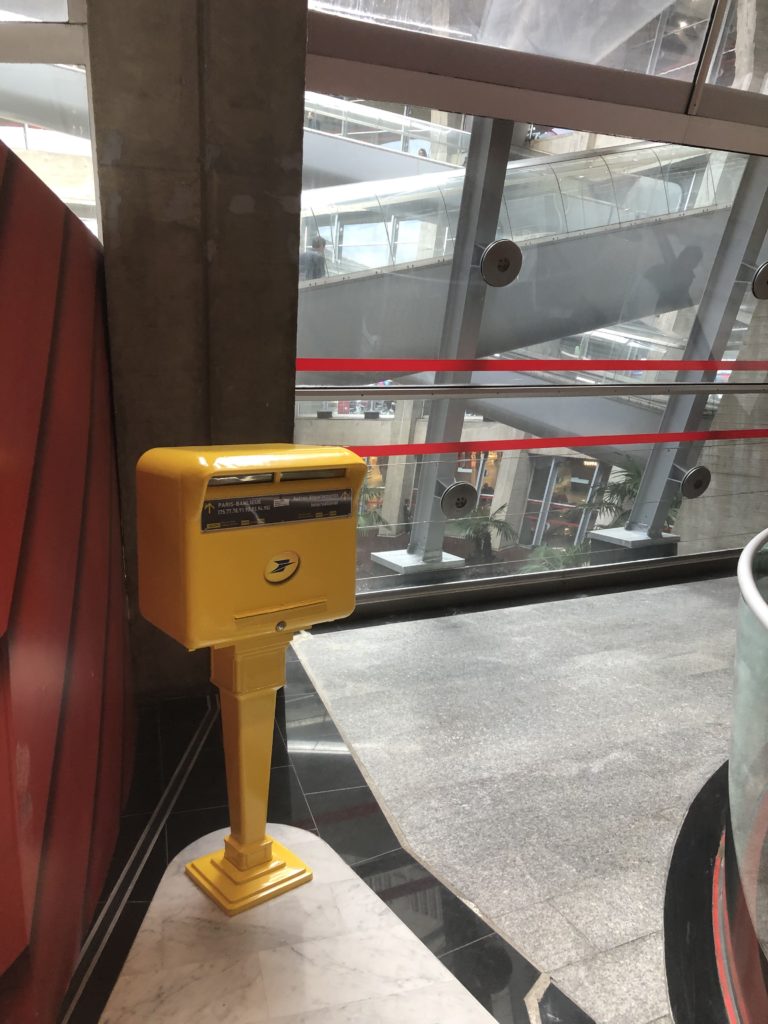 フランス パリ　シャルル・ド・ゴール空港 Terminal1 Level3 出発階 ポスト　ロケーション 