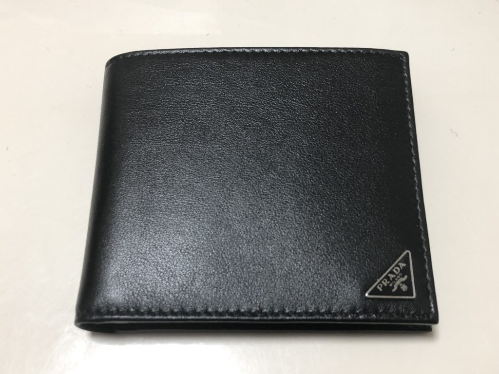 パリ アウトレット 戦利品（２） PRADA　2つ折り財布
