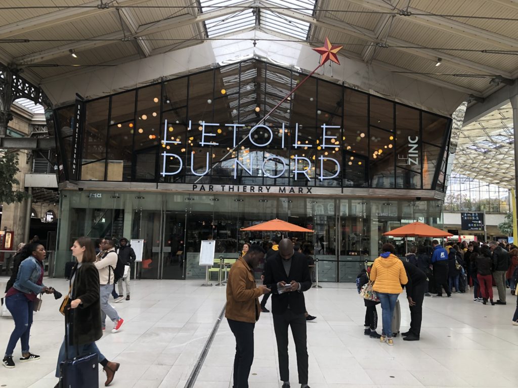 パリ北駅構内にある”L'ETOILE DU NORD"