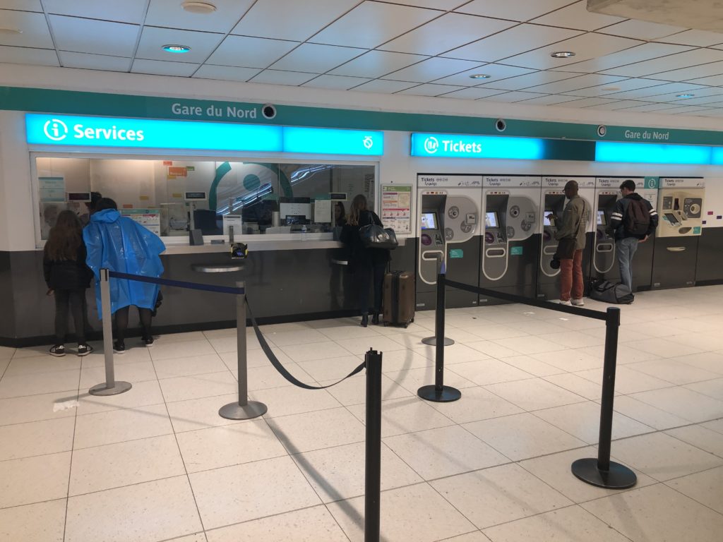 パリ北駅構内にあるチケットオフィス