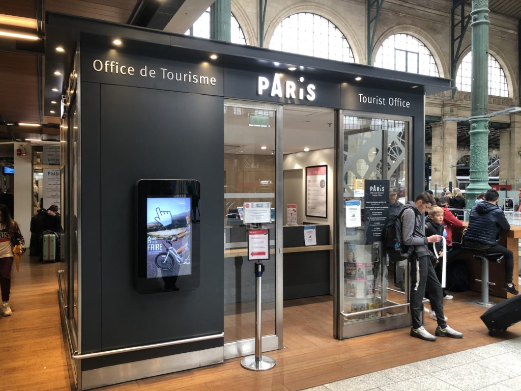 パリ北駅構内にあるツーリストオフィス